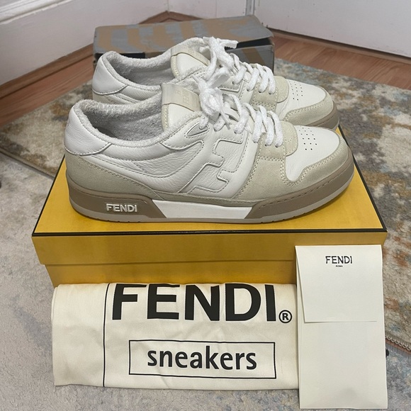 EUC Men’s Size 8 (Euro Sz 41) Fendi Match Low Top Suede Sneakers In White/Beige - Picture 7 of 17